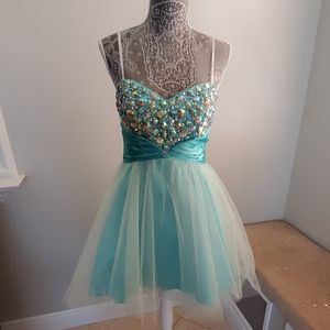 Junior Strapless dress